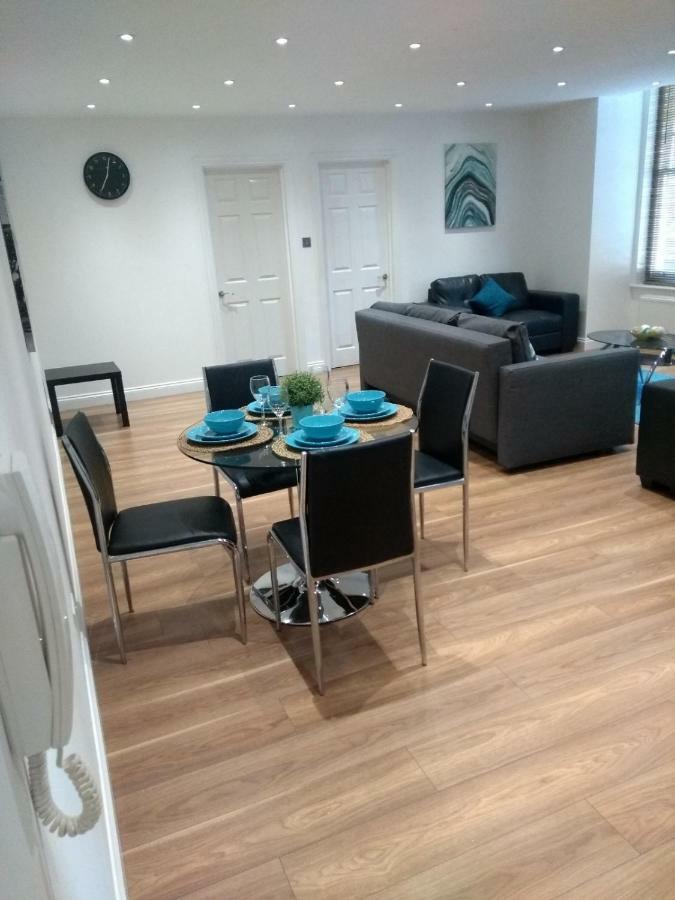 Clifton Apartment Luton  Kültér fotó
