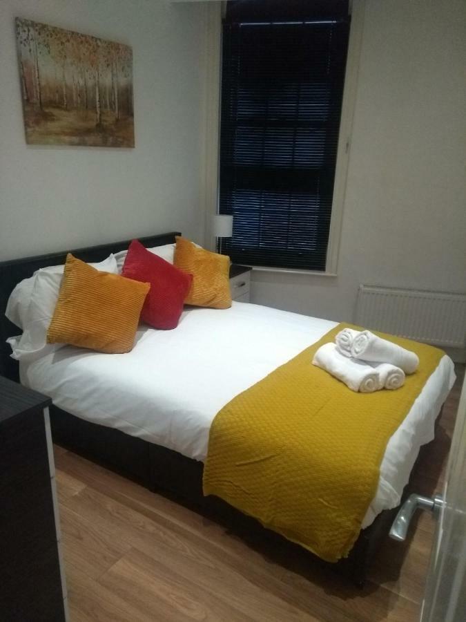 Clifton Apartment Luton  Kültér fotó